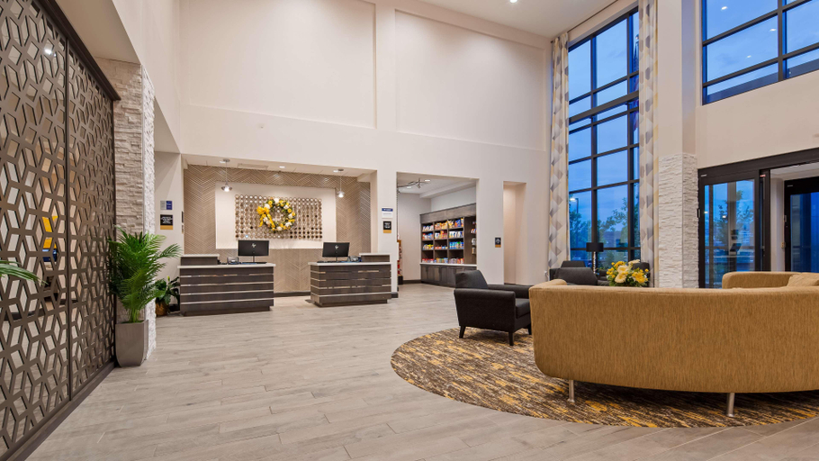 Public Area 2, Best Western Plus Cranberry-Pittsburgh North, Butler