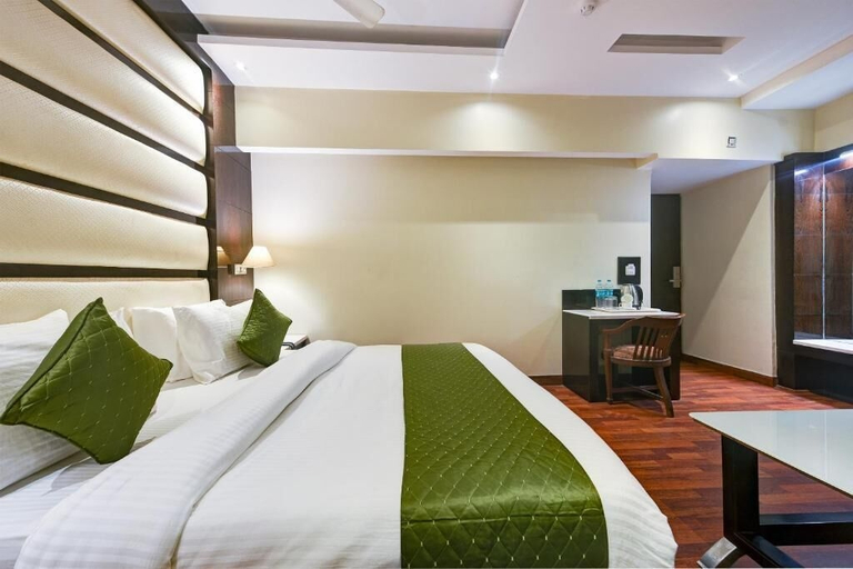 Room 3, Hotel Geet Deluxe, Delhi