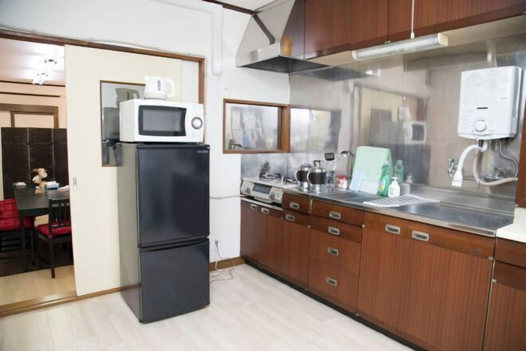Private kitchen, Nishioi House, Shinagawa