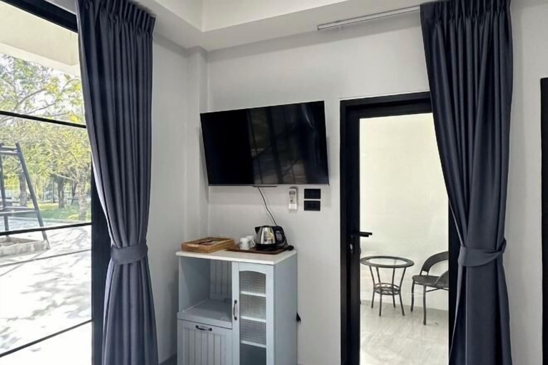 Interior 4, Bamboo Resort, Si Prachan