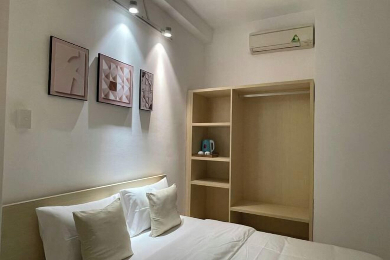 Room 5, Ann Home, District 1