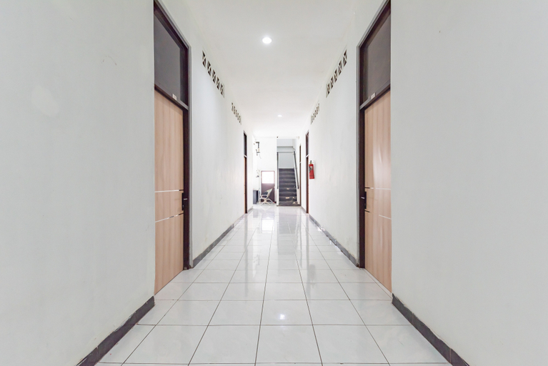 Urbanview Syariah Wisma Husada Kalibanteng, Kota Semarang