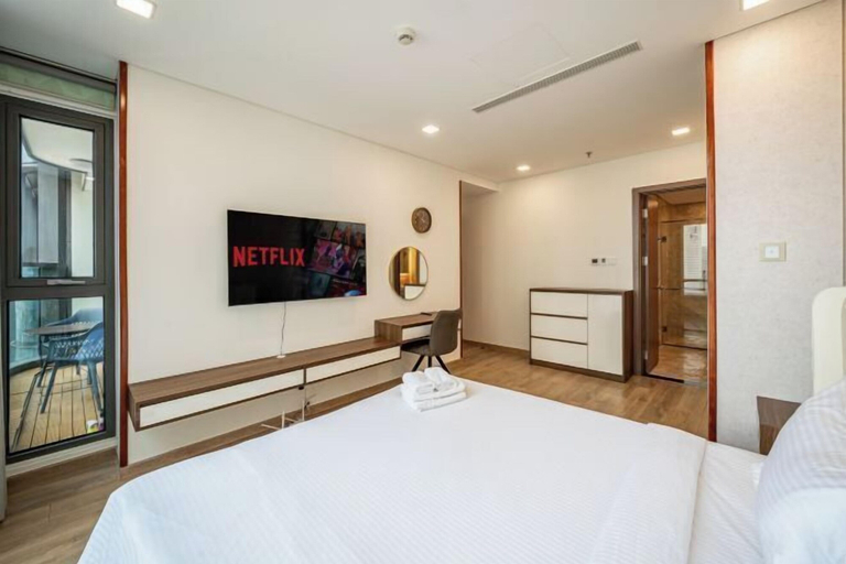 Room 3, The Landmark Collection Suite, Bình Thạnh