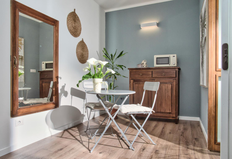 Others 4, Suite In Piazzetta, Olbia-Tempio