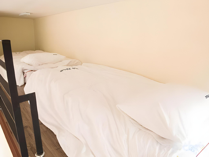 Others 5, Roi Guesthouse, Mapo