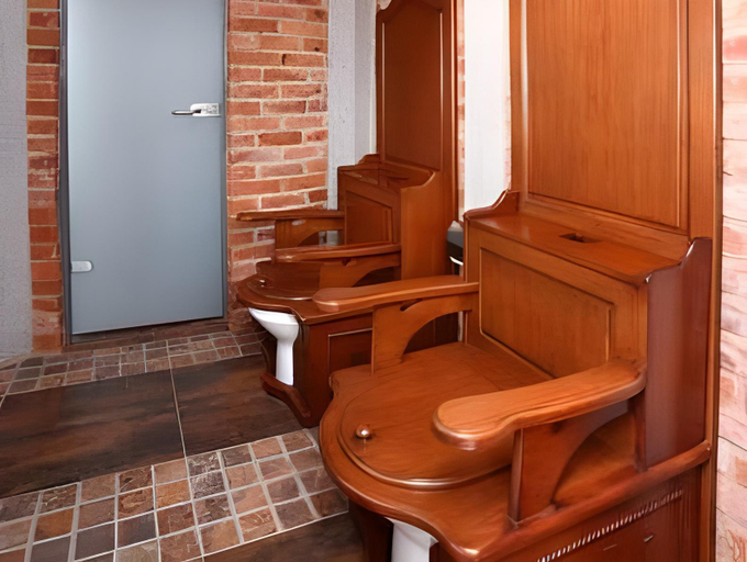 Bathroom 2, Nesselbeck, Gur'evskiy rayon