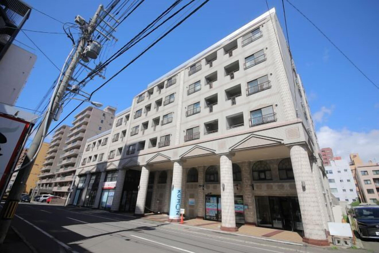 Exterior 4, Northern Hills Minami 6, Sapporo