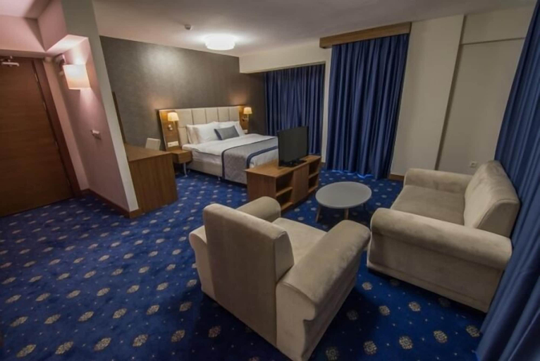 Room 4, LOOKS HOTEL, Merkez