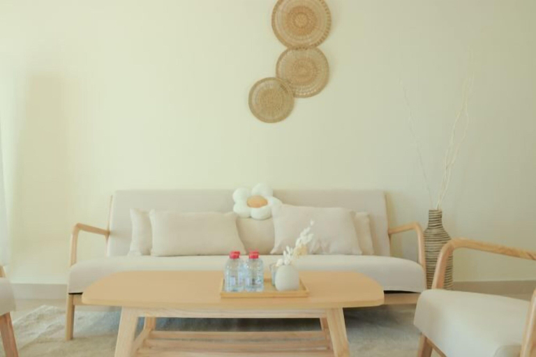 Living area 2, jinnuo vacation home, Dubai