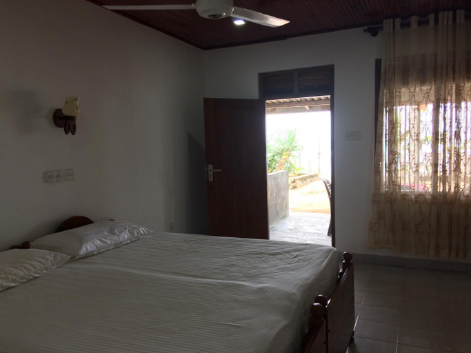 Others 4, Blue Corals Beach Bungalow, Matara Four Gravets