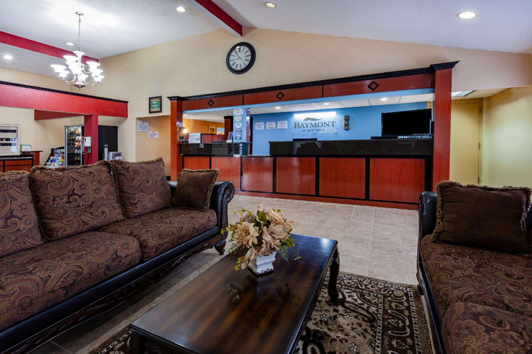 Public Area 2, Baymont by Wyndham Perrysburg/Toledo, Wood