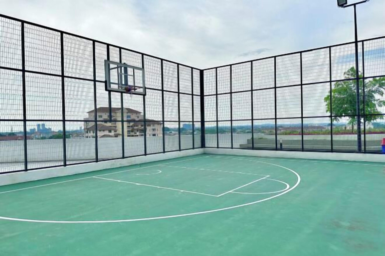 Sport court 2, Melaka Novo 8 Residence - Jonker Street by Stayrene, Malacca City