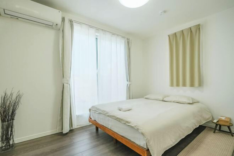 Room 2, UN-Villa, Nerima