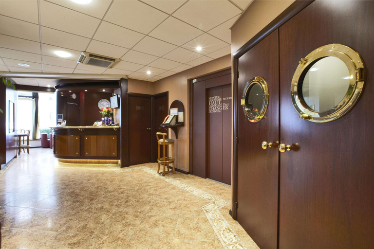 Public Area 2, Kyriad Nevers Centre, Nièvre