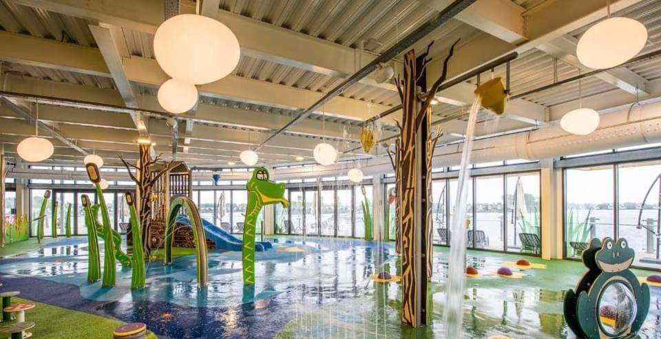 Others 2, Hot Tub Breaks at 35 Merlin Point Tattershall, Lincolnshire