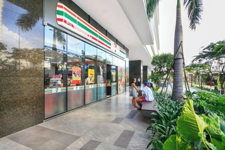 Exterior 3, MIN' Apartment - Rivergate Residence Downtown BUI VIEN - FREE POOL, District 4