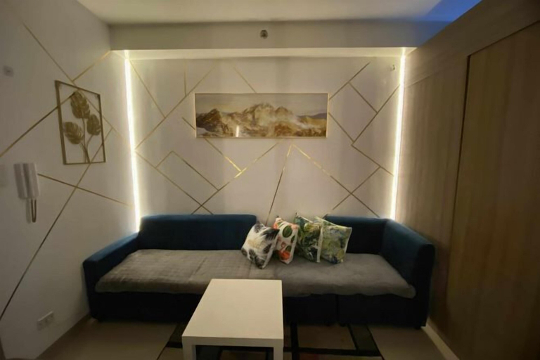 Others 4, Shore 2 Residences Tower 3, Pasay City