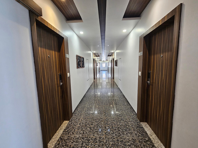 Public Area 2, Hotel Grand Darshan Vadodara, Vadodara
