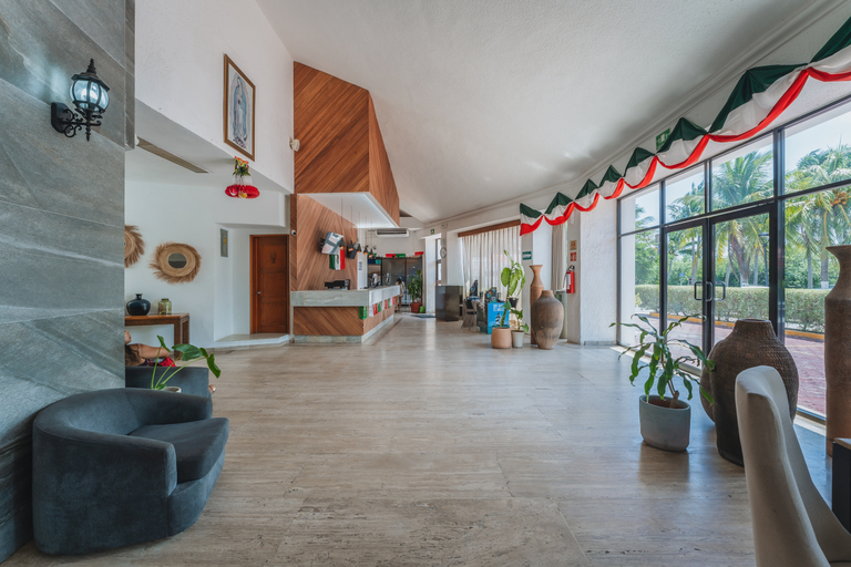 Public Area 3, Imperial las Perlas, Benito Juárez