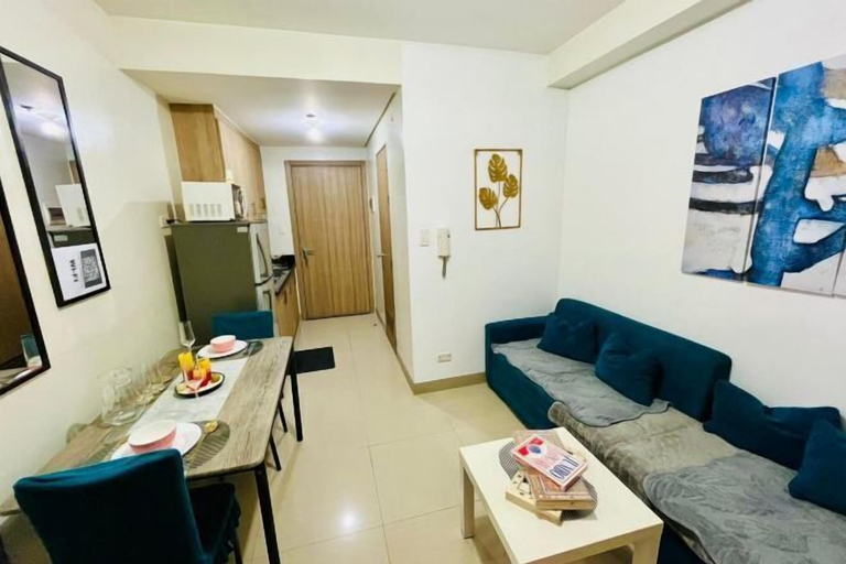 Others 4, Shore 2 Residences Tower 3, Pasay City