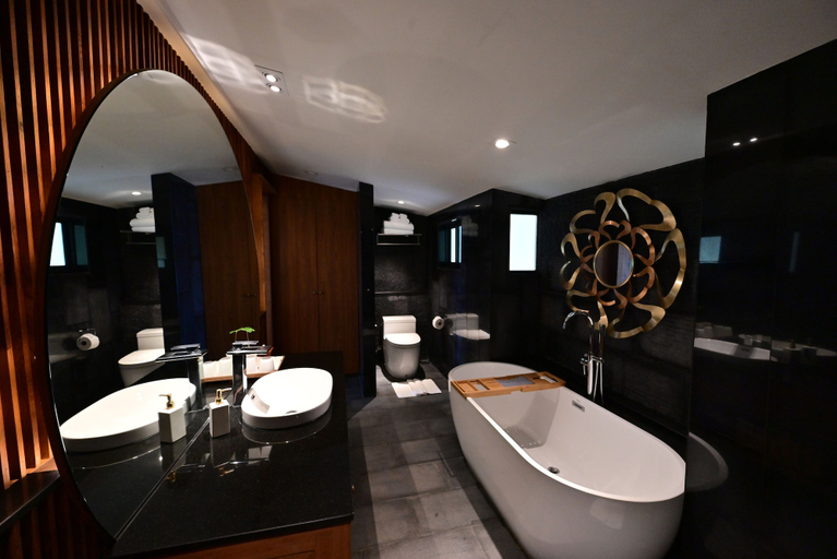 Bathroom 4, Big Sun Residence by iRETREAT, Ko Yao District