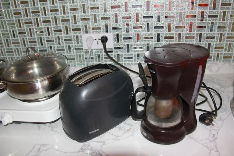 Coffee and/or coffee maker, Happy Hostel, Ulan Bator