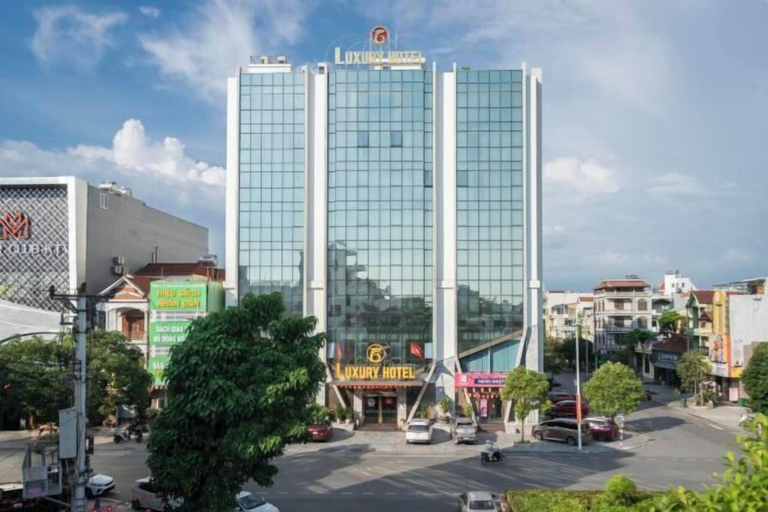 Others 3, Luxury6 Hotel, Móng Cái