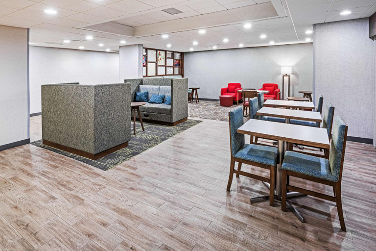 Public Area, Hampton Inn Sulphur/Lake Charles Area, Calcasieu