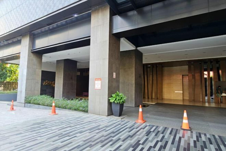 Exterior 2, Anggun KLCC Spacious Studio Steps to Monorail & LRT FREE Parking, Kuala Lumpur