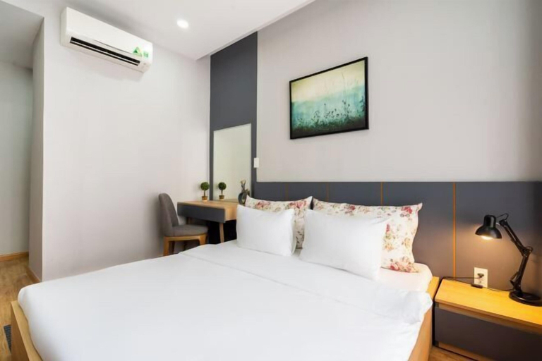 Room 2, Lena Condotel, District 7
