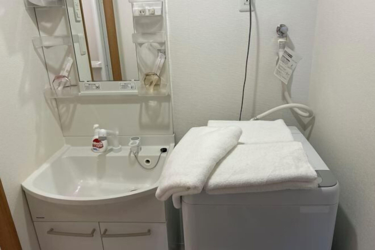 Bathroom 5, LuckyHouse yorokobiya 901, Osaka