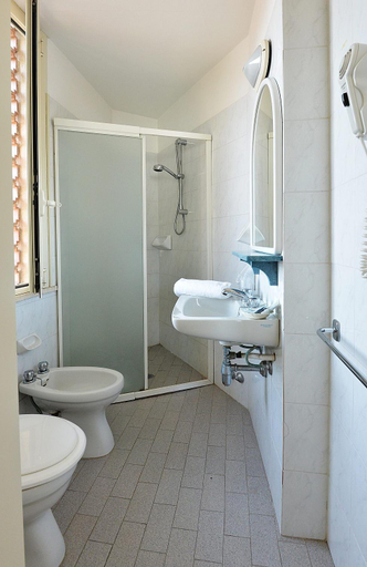 Others 2, Hotel Bamar, Ravenna