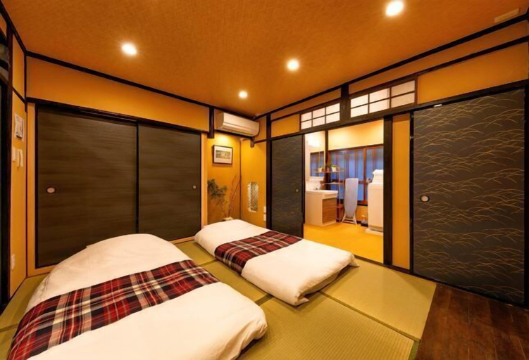 Room 2, AOU･SEITOKKU, Osaka