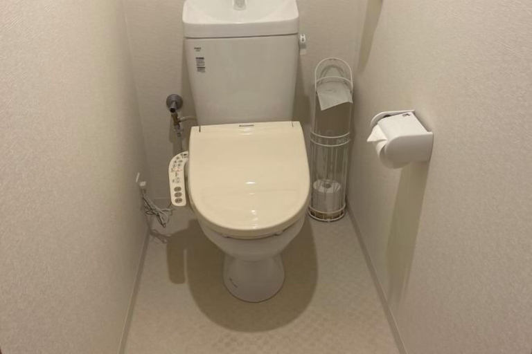 Bathroom 4, LuckyHouse yorokobiya 901, Osaka