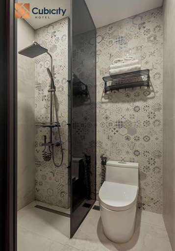 Bathroom 4, Cubicity Pho Duc Chinh, District 1