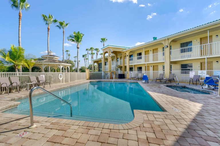 Sport & Beauty 4, Quality Inn Bradenton North I-75, Manatee