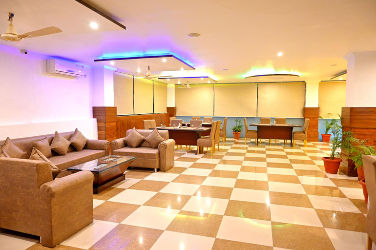 Others 2, Yaashitaa Multiplex, Kangra
