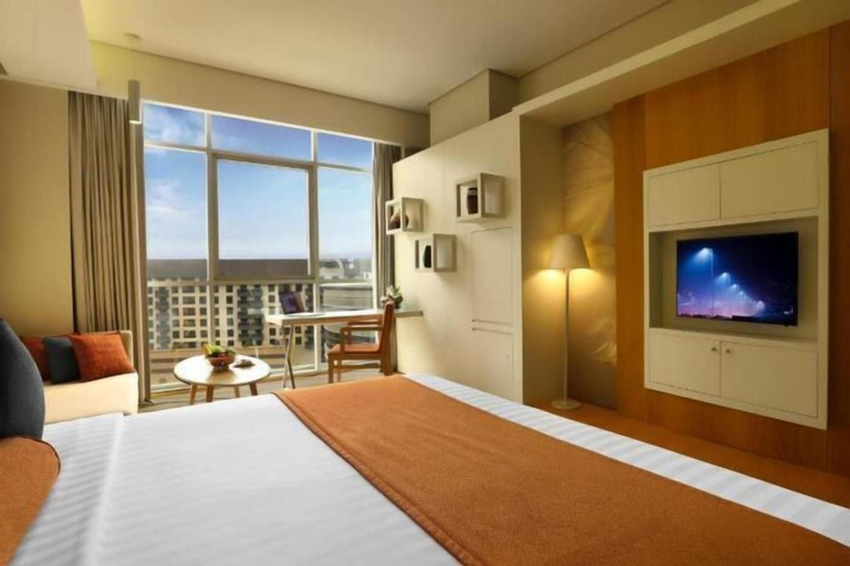 Room 2, Royal Continental Hotel, Dubai
