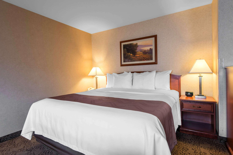 Bedroom 3, Quality Inn Burlington, Kit Carson