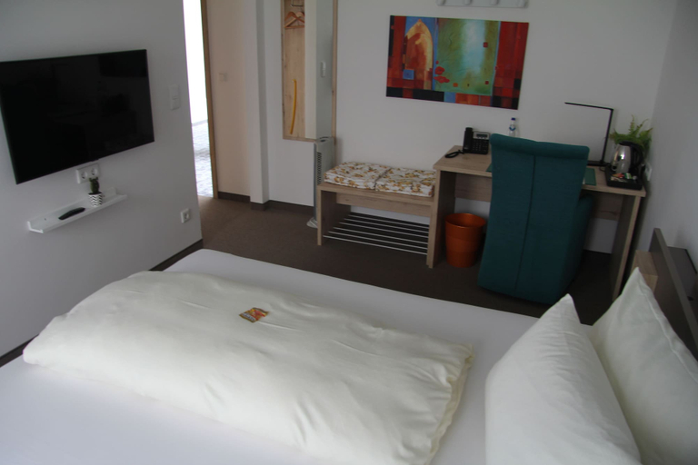 Bedroom 2, Atrium Garni, Erlangen-Höchstadt