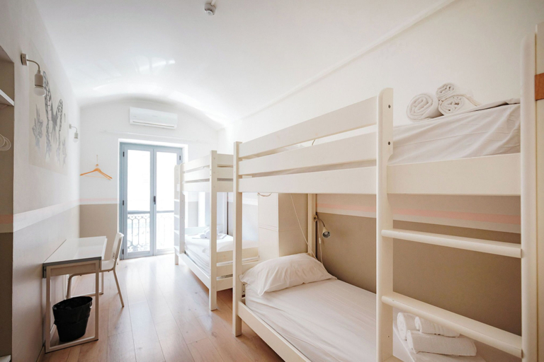 Bedroom 4, Tomato Backpackers, Torino
