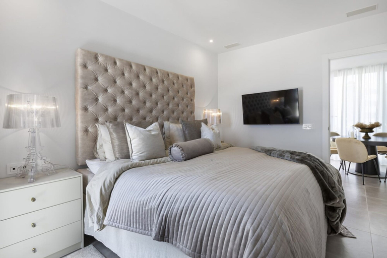Bedroom 4, Luxury Apartment With Garden in Higueron, Málaga