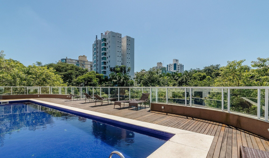 Pool, Apt in Condo With Pool in Blumenau Pem1301, Blumenau