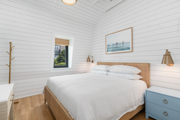 Room 4, Block Island Bunk House, Washington