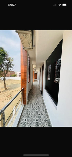 Room 1, Hotel Ramaland, Faizabad