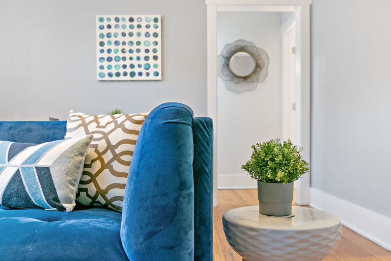Interior detail, 1BR City Comfort - Campbell rep, Cook