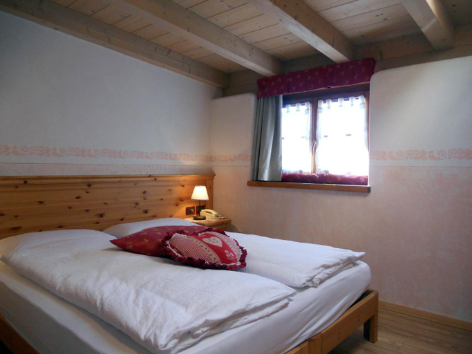 Others 5, Hotel Garni Salvanel, Trento