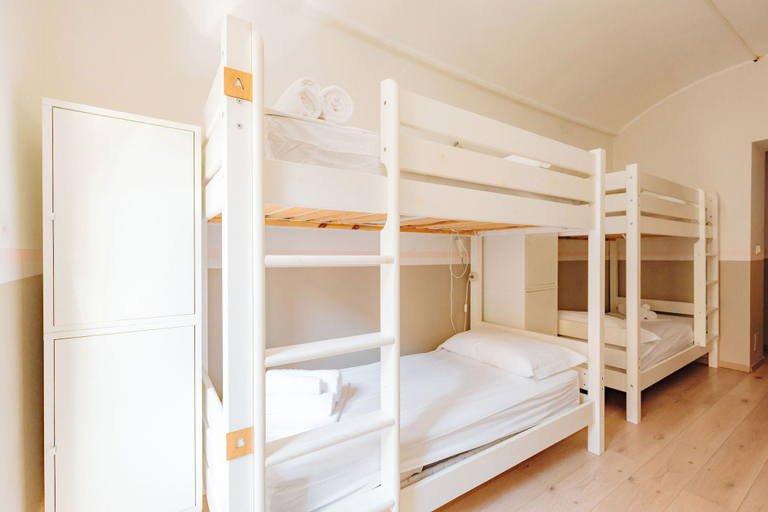 Bedroom 5, Tomato Backpackers, Torino
