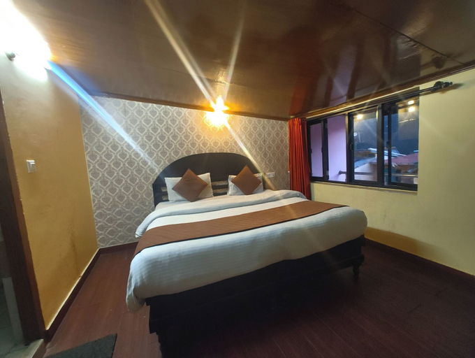 Room 3, Nainital Hotel C Residency, Nainital