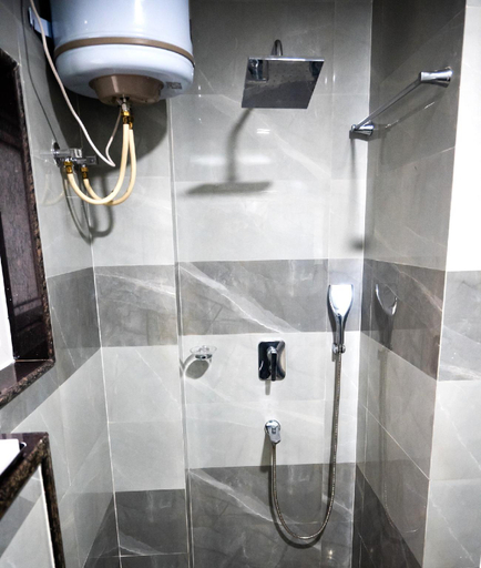 Others 5, Hotel Sui, Kamrup Metropolitan